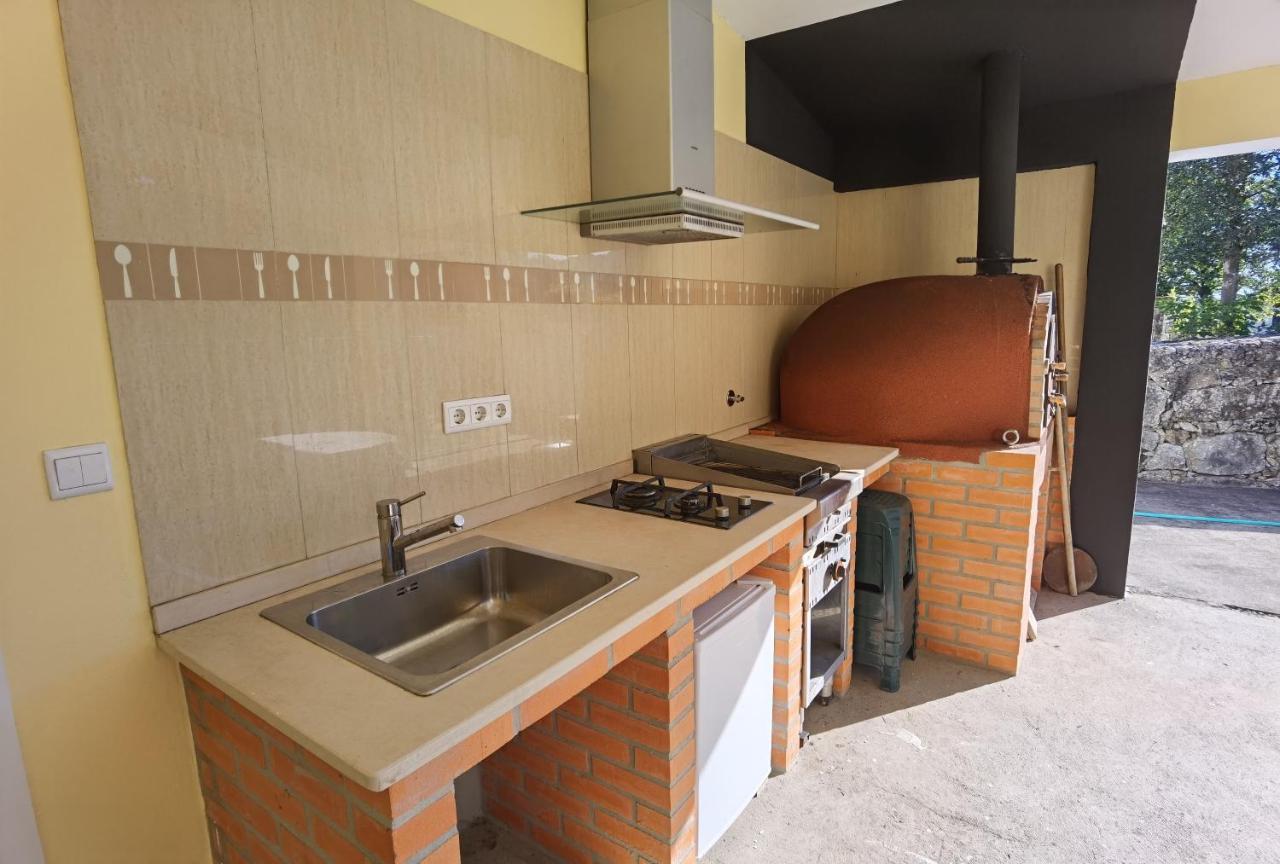 Appartamento Fernandes House Paredes de Coura Esterno foto